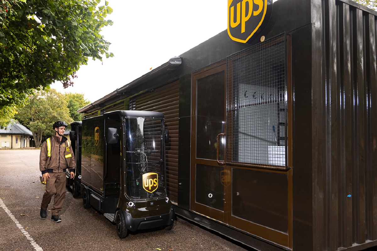 The UPS Cambridge eQuad cycle hub