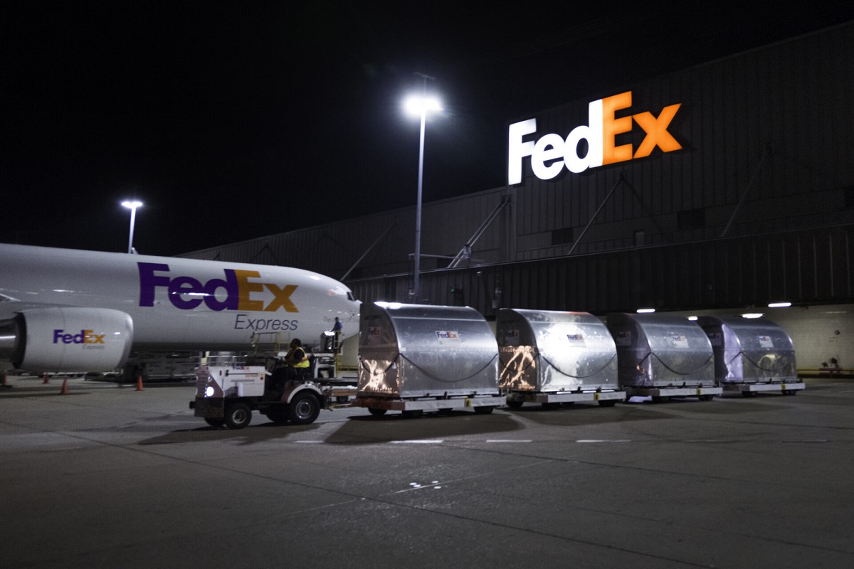 A FedEx plane at the Paris-CDG hub