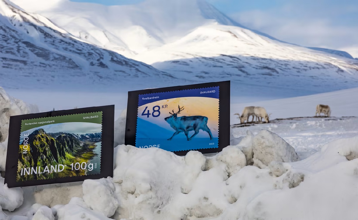 Posten Norge stamps with Svalbard reindeer