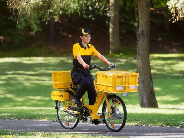 Deutsche Post delivery by bike