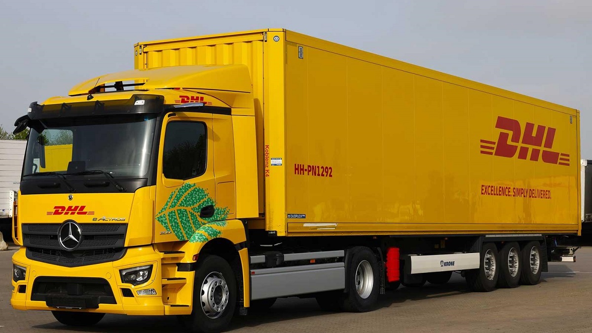 A DHL Freight e-Actros electric truck